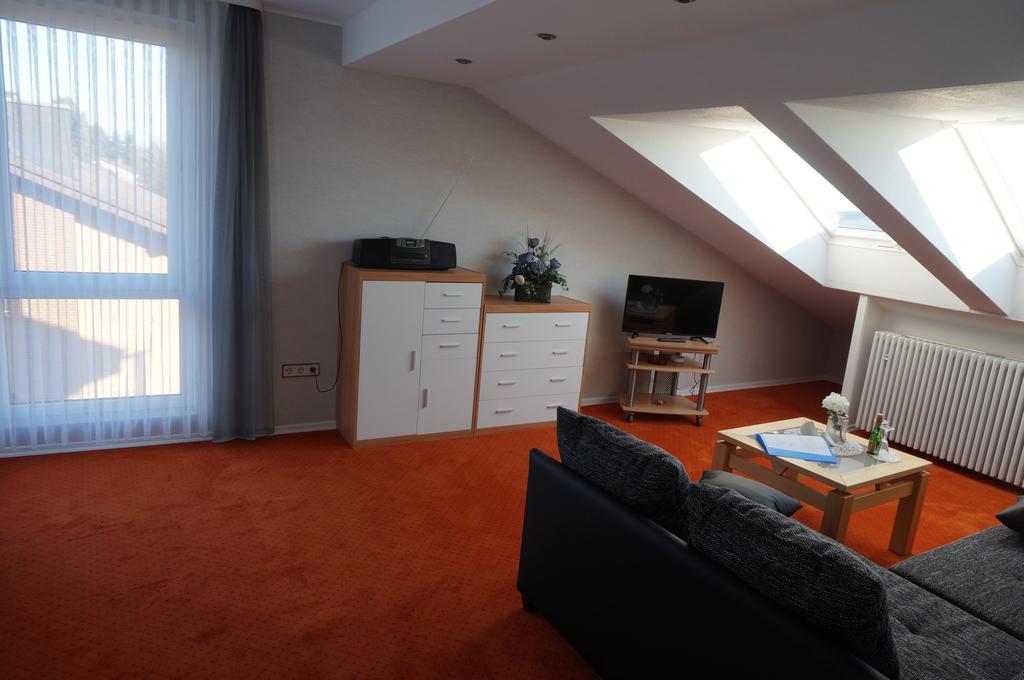 Haus Delphin Hotel Бад Вилдунген Екстериор снимка